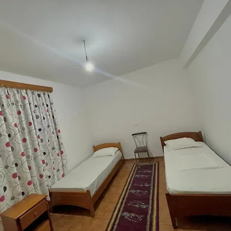 Holiday House بيت للعطل *